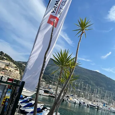 Location Saisonnière 220 M Des Plages Appartamento Mentone