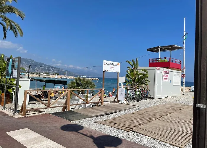 Апартаменты Location Saisonniere 220 M Des Plages Ментона